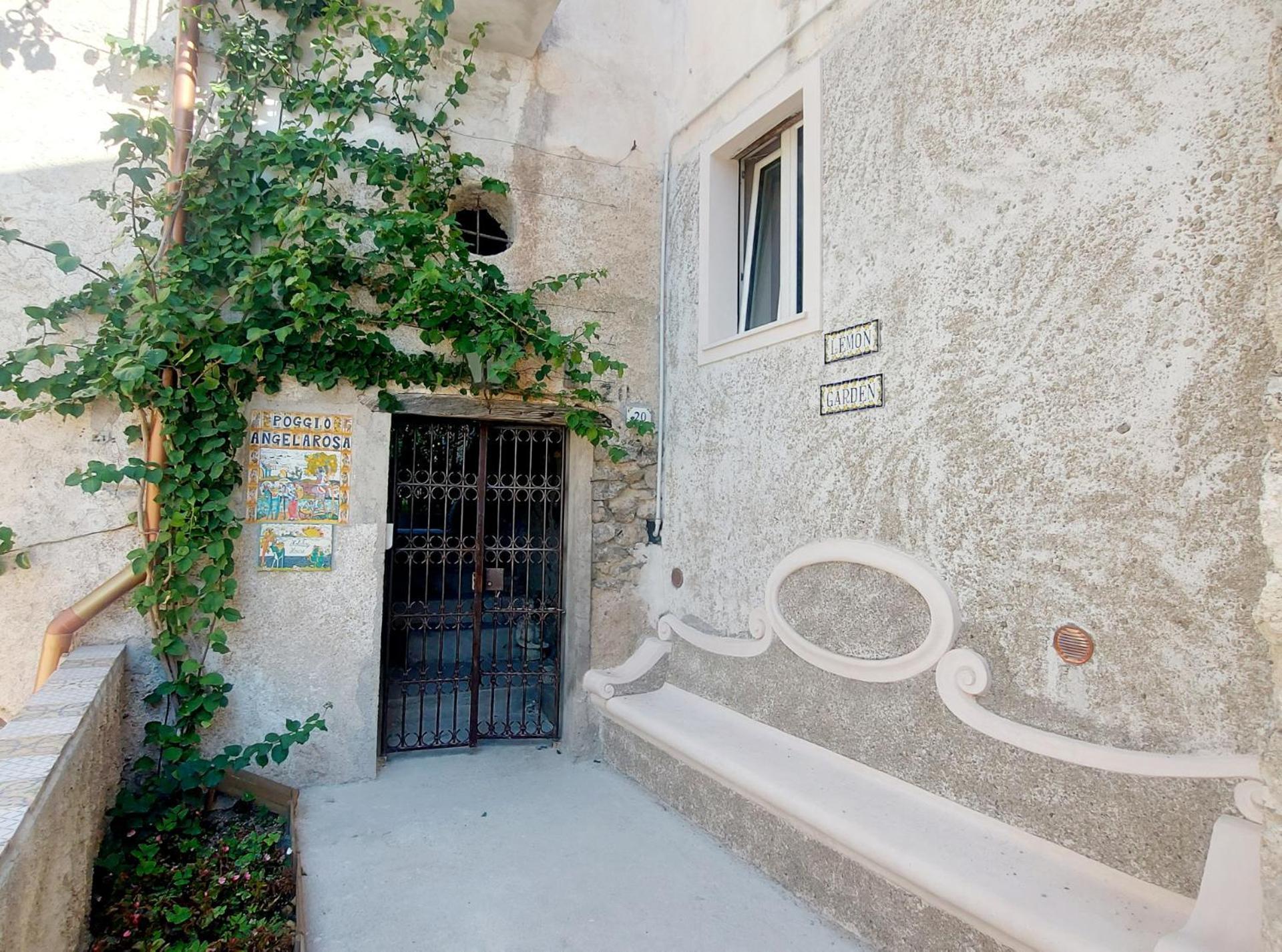 Poggio Angelarosa: Lemon Garden Stay&Relax Scala Exterior foto